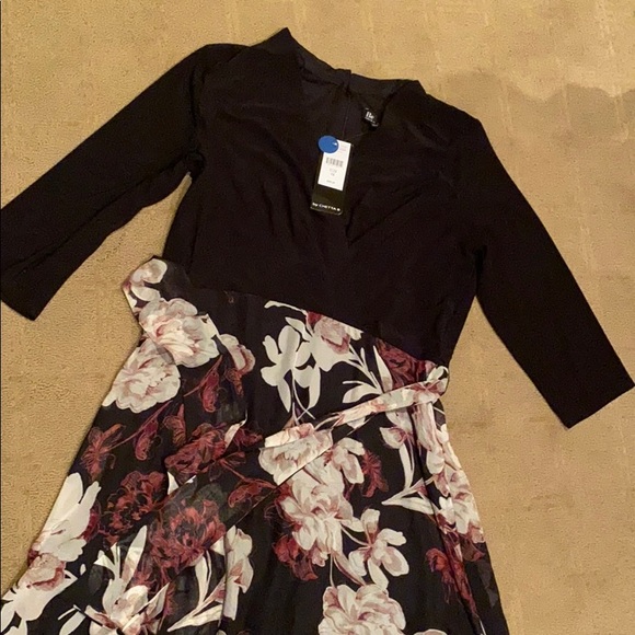 Dresses & Skirts - Long-sleeved maxi dress